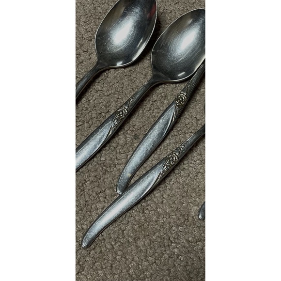5 Pc Vtg Oneida Wm A Rogers Premier LA ROSE 4 & 1 Extra Spoon - Picture 6 of 7